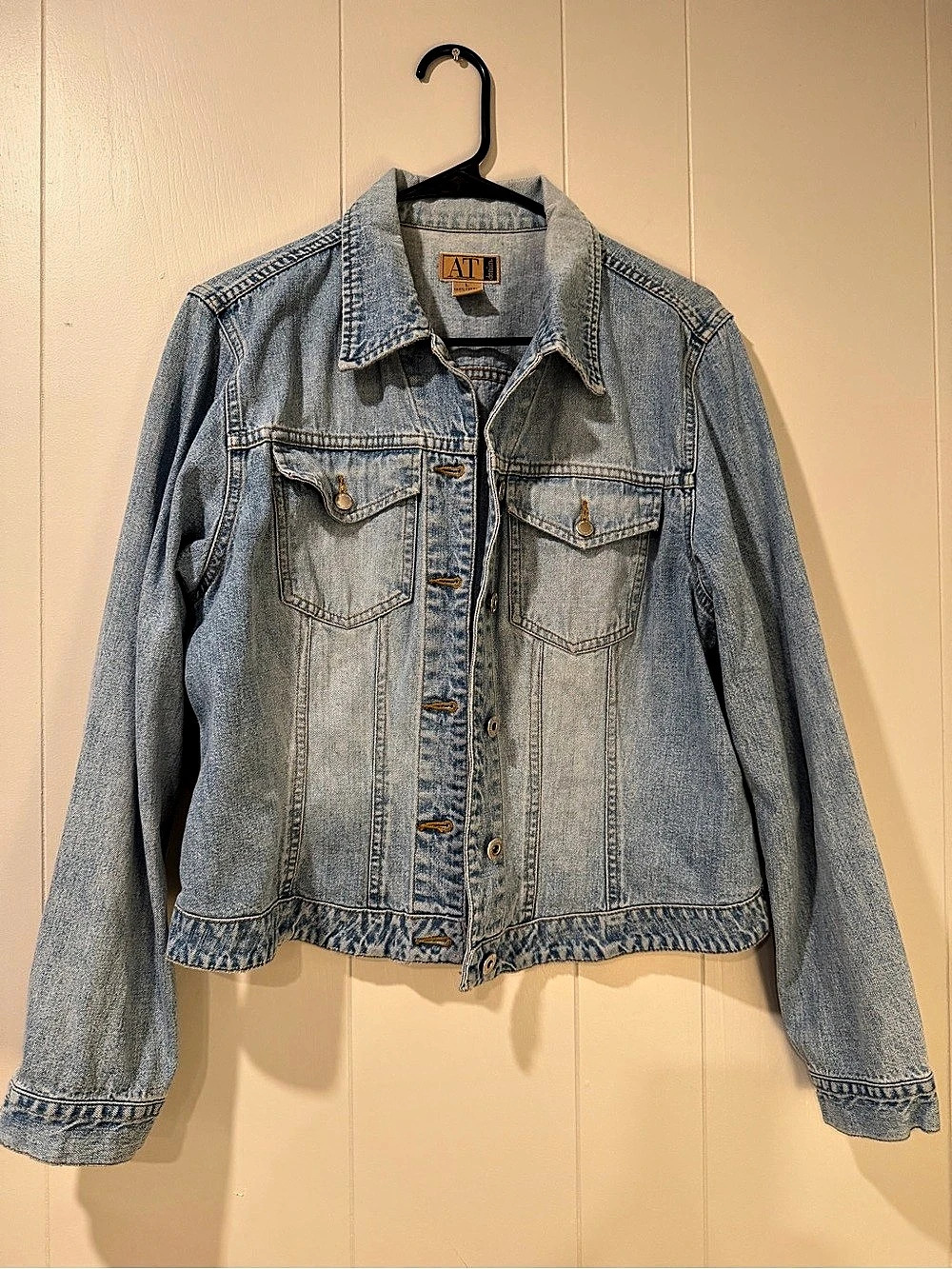 AT denim Jacket in Blue Size Large Like New